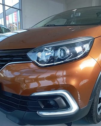 Renault Captur cena 55500 przebieg: 49700, rok produkcji 2018 z Iłża małe 137